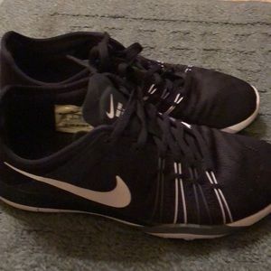 Nike tennis shoes